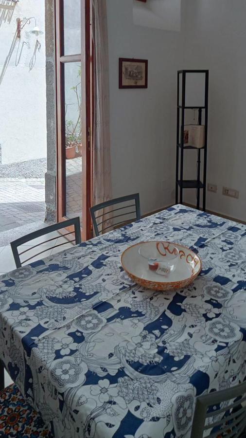 Casa Vacanza U Curtigghiu リーパリ エクステリア 写真