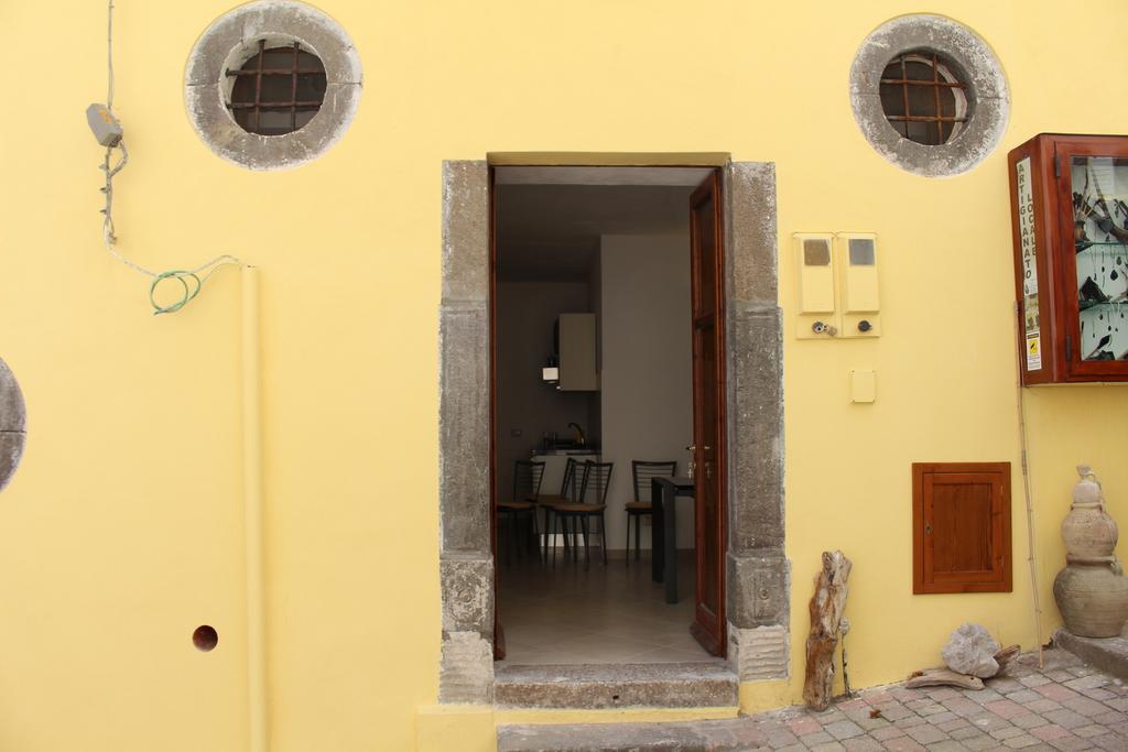 Casa Vacanza U Curtigghiu リーパリ エクステリア 写真